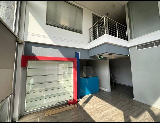 INDUSTRIAL PROPERTY TO RENT IN LINBRO PARK